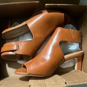 Cute summer brown heels